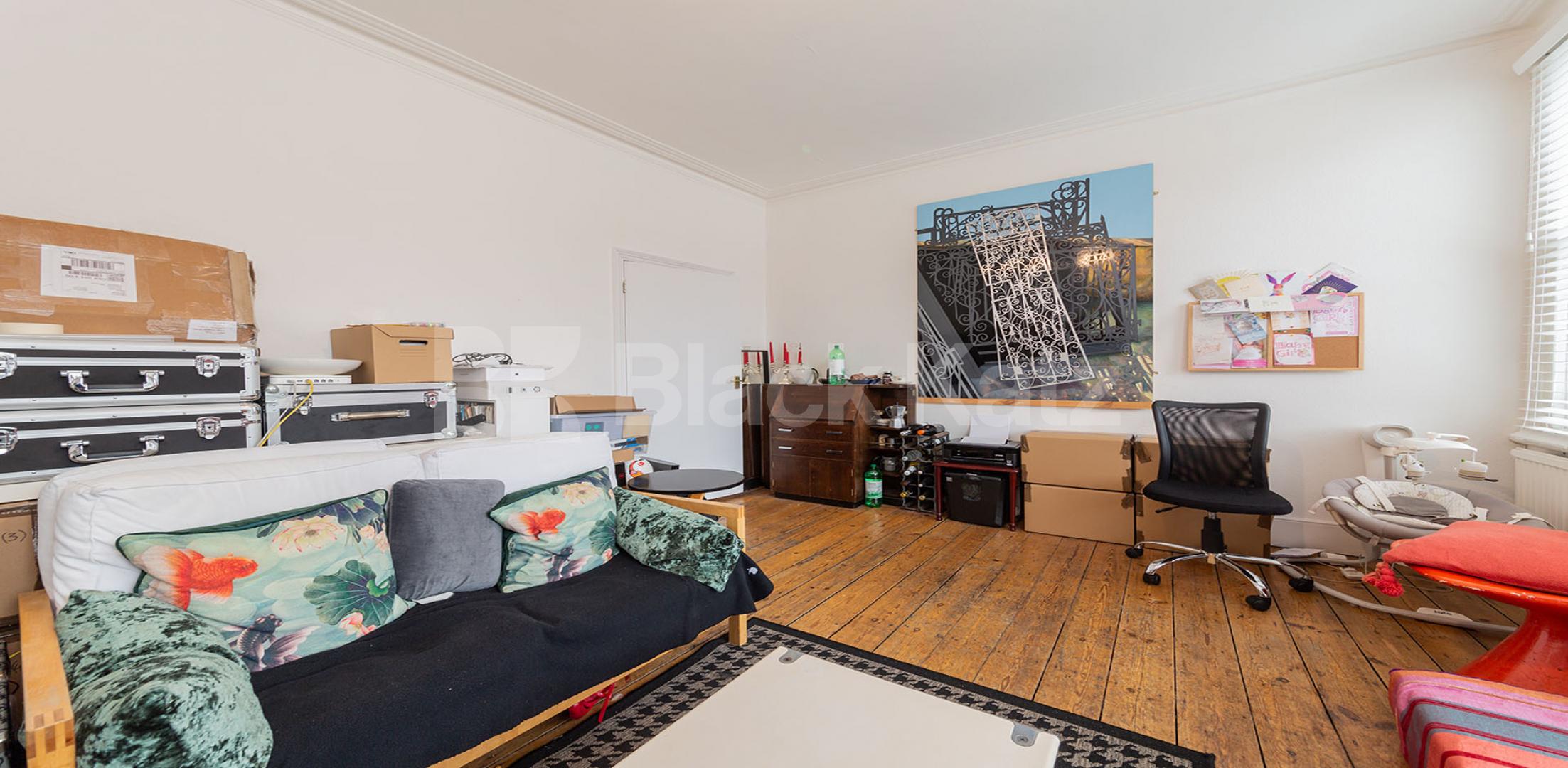 Modern Apartment Chapter Road, Willesden Green